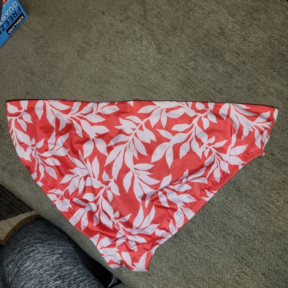 All in Motion Pink and White Patterned Bikini Bottom